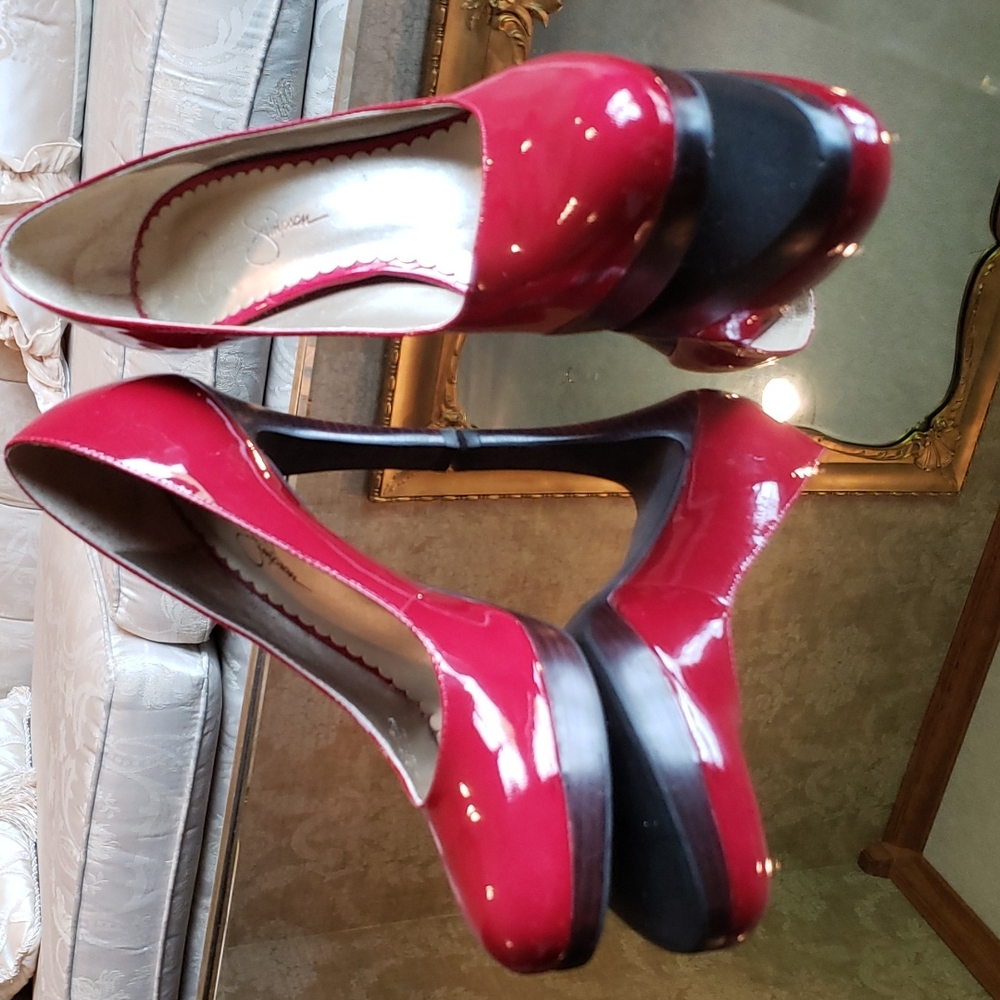 Jessica Simpson Red Patent Pumps
